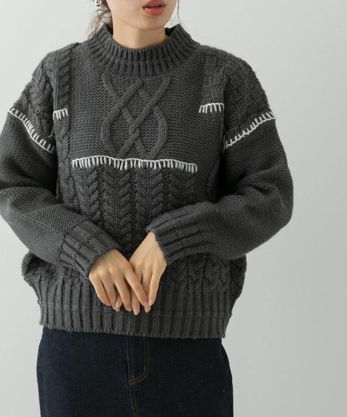 URBAN RESEARCH Sonny Label（アーバンリサーチサニーレーベル）の「パッチワークステッチ ケーブルニット（ニット/セーター・レディース・チャコールグレー/イエロー系その他/オフホワイト・FREE）」の16枚目の写真