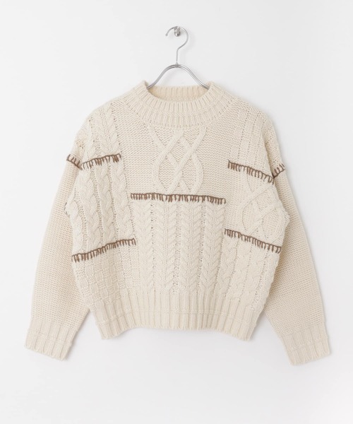 URBAN RESEARCH Sonny Label（アーバンリサーチサニーレーベル）の「パッチワークステッチ ケーブルニット（ニット/セーター・レディース・チャコールグレー/イエロー系その他/オフホワイト・FREE）」の4枚目の写真