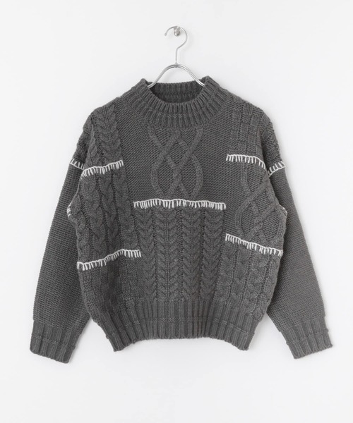 URBAN RESEARCH Sonny Label（アーバンリサーチサニーレーベル）の「パッチワークステッチ ケーブルニット（ニット/セーター・レディース・チャコールグレー/イエロー系その他/オフホワイト・FREE）」の5枚目の写真