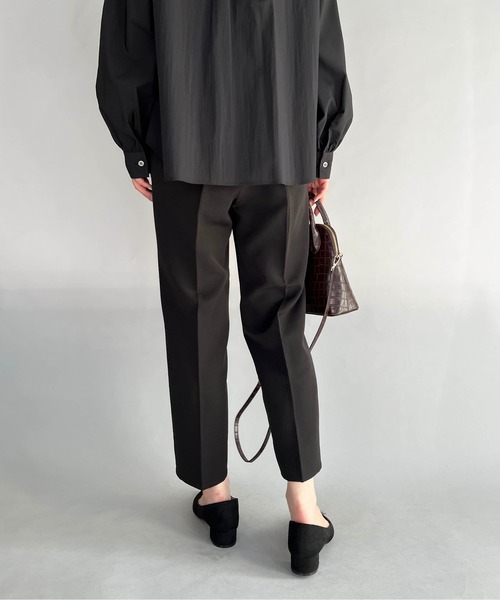 PICCIN（ピッチン）の「ストレッチテーパードパンツ(NANO TEX)（その他パンツ・レディース・チャコールグレー/ブラック・M）」の5枚目の写真