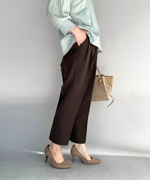 PICCIN（ピッチン）の「ストレッチテーパードパンツ(NANO TEX)（その他パンツ・レディース・チャコールグレー/ブラック・M）」の11枚目の写真