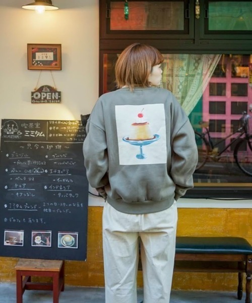 spoon store（スプーンストア）の「spoon×ヤマダナオ 気になるあの子の好きなもの さくらんぼの乗ったプリンスウェット（スウェット