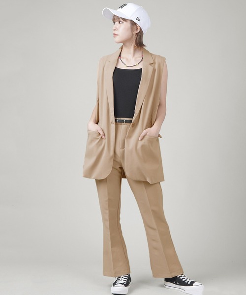 SPINNS(スピンズ)の「タータンチェックフレアパンツ(スラックス・レディース・ベージュ/ブラック系その他/レッド系その他・S/MEDIUM/ONESIZE)」の4枚目の写真