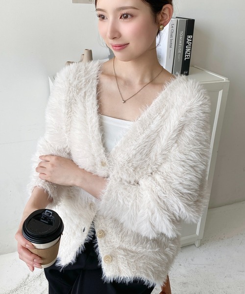 moment+（モーメントプラス）の「【累計販売枚数1万枚突破！】Vネック