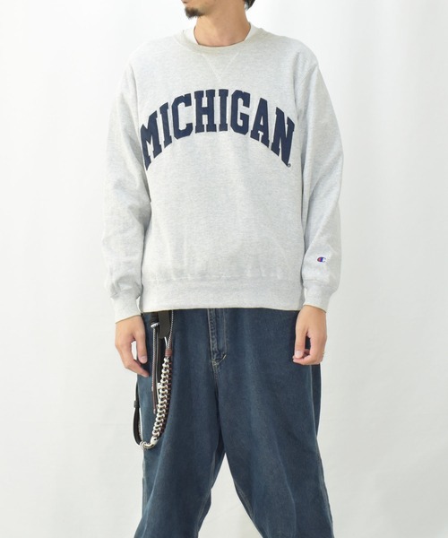 Champion（チャンピオン）の「【ヴィンテージ古着】Champion/チャンピオン カレッジロゴ クルーネックスウェット（スウェット・メンズ・グレー・MEDIUM）」の3枚目の写真