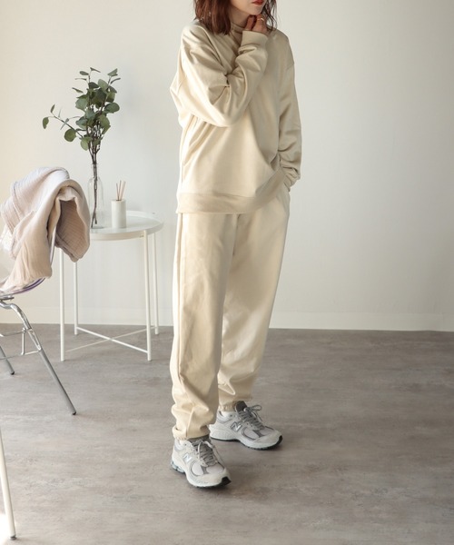 COURO（コウロ）の「裏シャギーフェイクスエードスウェットパンツ（スウェットパンツ・レディース・ライトグレー/ブラック/ベージュ/ブラウン/アイボリー・M/L）」の6枚目の写真