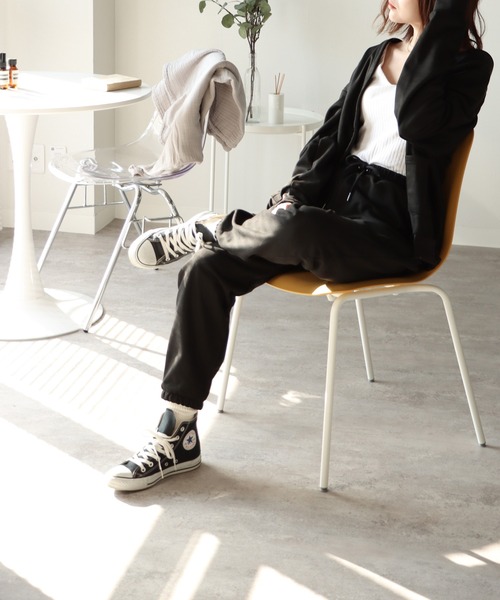 COURO（コウロ）の「裏シャギーフェイクスエードスウェットパンツ（スウェットパンツ・レディース・ライトグレー/ブラック/ベージュ/ブラウン/アイボリー・M/L）」の9枚目の写真