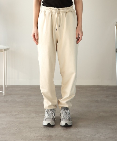 COURO（コウロ）の「裏シャギーフェイクスエードスウェットパンツ（スウェットパンツ・レディース・ライトグレー/ブラック/ベージュ/ブラウン/アイボリー・M/L）」の15枚目の写真