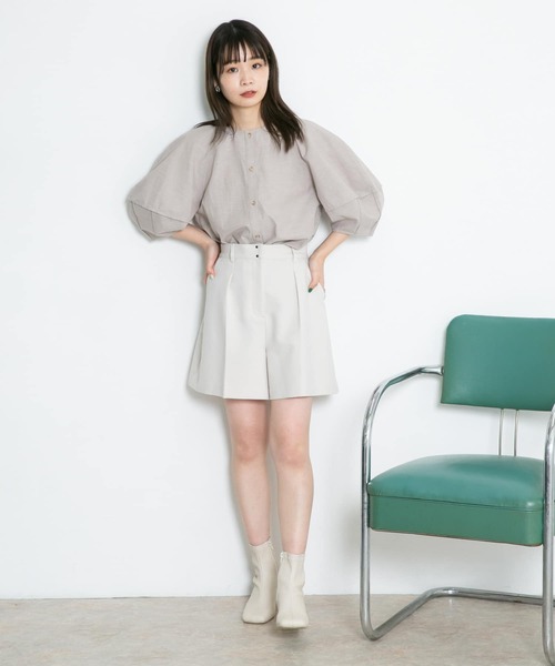 KBF（ケイビーエフ）の「フロントタックキュロット（その他パンツ・レディース・アイボリー/ライトカーキ/ブルー系その他・ONE）」の11枚目の写真