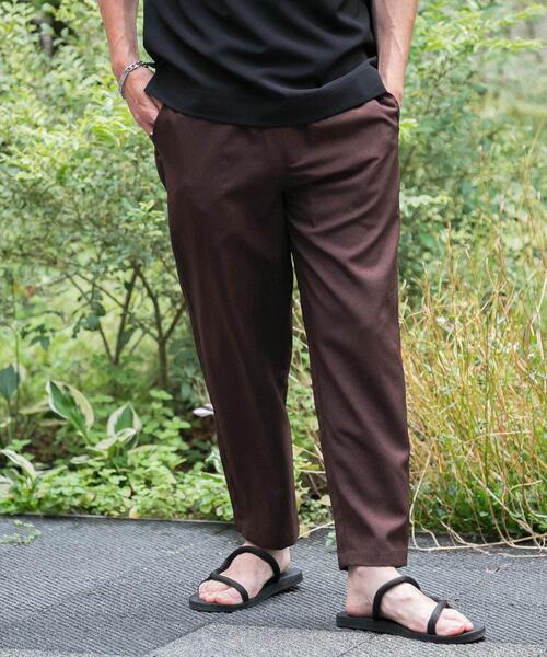 ITEMS URBANRESEARCH（アイテムズ アーバンリサーチ）の「エステルトロ イージーテーパードパンツ（その他パンツ・メンズ・グレー/ブラウン/ブルー/ブラック・MEDIUM/LARGE）」の3枚目の写真