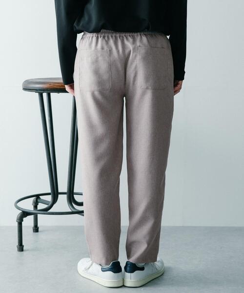 ITEMS URBANRESEARCH（アイテムズ アーバンリサーチ）の「エステルトロ イージーテーパードパンツ（その他パンツ・メンズ・グレー/ブラウン/ブルー/ブラック・MEDIUM/LARGE）」の12枚目の写真