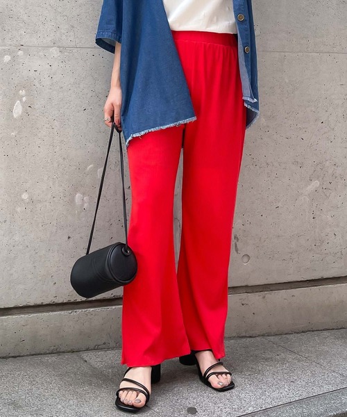 Petitle（プチレ）の「[ 低身長向けサイズ ] 裾メローイージーリブパンツ（その他パンツ・レディース・ブラック/レッド/グリーン/ライトベージュ/オレンジ系/ブラウン/パープル/パープル系/ブルー/ライトグリーン/ライトブルー/アイボリー系/グレー系/チャコール/イエロー系・M/PM）」の14枚目の写真