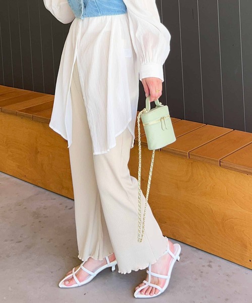 Petitle（プチレ）の「[ 低身長向けサイズ ] 裾メローイージーリブパンツ（その他パンツ・レディース・ブラック/レッド/グリーン/ライトベージュ/オレンジ系/ブラウン/パープル/パープル系/ブルー/ライトグリーン/ライトブルー/アイボリー系/グレー系/チャコール/イエロー系・M/PM）」の5枚目の写真