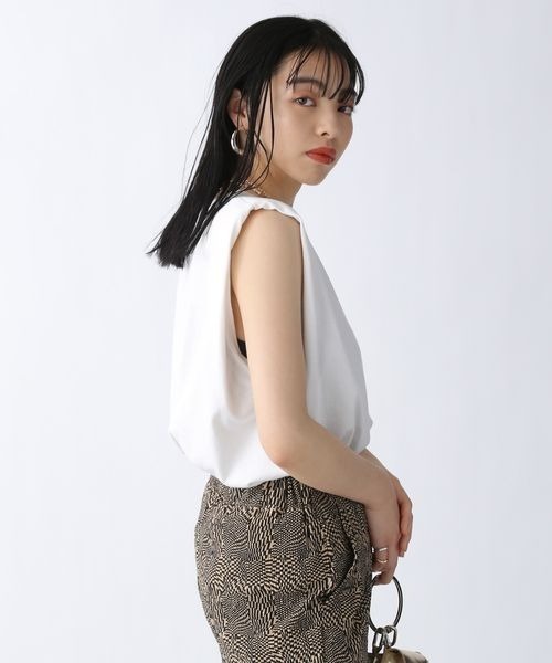 YUUNA ICHIKAWA   ショルダーパッド カットソー YUUNA ICHIKAWA ショルダーパッド カットソー