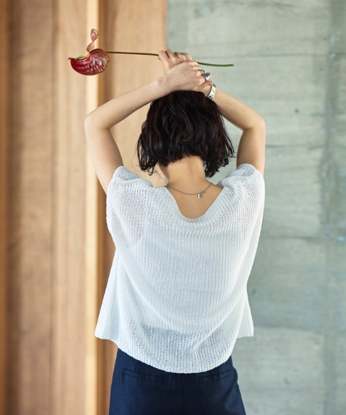 RASW（ラス）の「[RASW] リネン混ローゲージフレンチメッシュニット（ニット/セーター・レディース・オフホワイト/ブラック/ベージュ・M/L）」の4枚目の写真