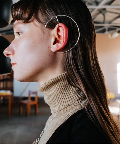 SYKIA（シキア）の「Snake Circle Earcuff（イヤーカフ・レディース・シルバー/ゴールド・FREE）」の2枚目の写真