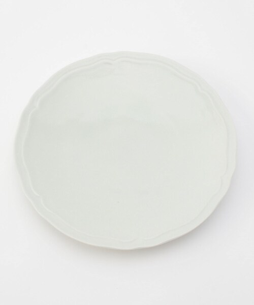 212 KITCHEN STORE(トゥワントゥキッチンストア)の「梨花 プレート 24cm WH(食器・レディース・その他・00)」の2枚目の写真