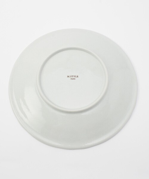 212 KITCHEN STORE(トゥワントゥキッチンストア)の「梨花 プレート 24cm WH(食器・レディース・その他・00)」の4枚目の写真