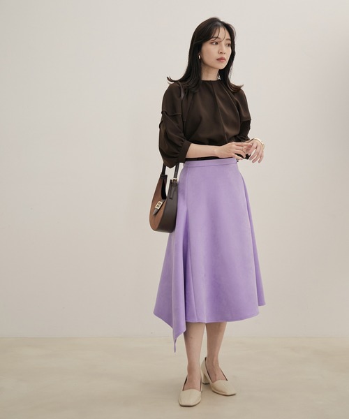 VIS(ビス)の「エコスエードアシンメトリーフレアスカート【sustainable】(スカート・レディース・キナリ/ダークブラウン/パープル系その他・L/M/S)」の7枚目の写真