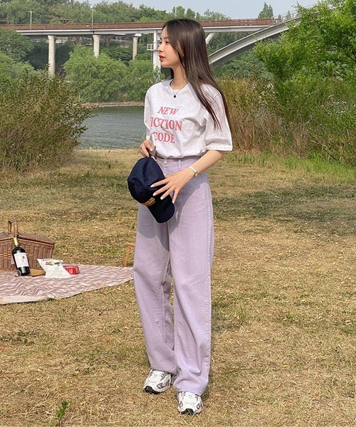 SONA(ソナ)の「SONYUNARA NEW英文プリントTシャツ(Tシャツ/カットソー・レディース・ホワイト/ライトグレー/ダークグレー・FREE)」の4枚目の写真