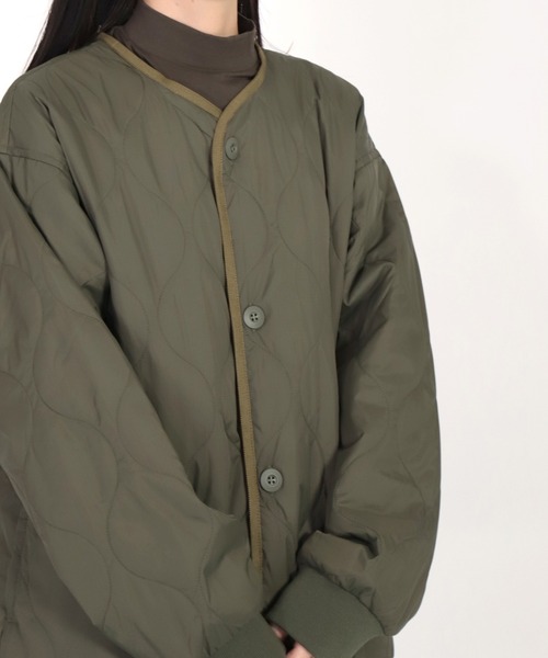 D.M.G.（ドミンゴ）の「[D.M.G / ディーエムジー] ナイロンリップキルト ライナーコート（ダウンジャケット/コート・レディース・ベージュ/オリーブ・FREE）」の6枚目の写真