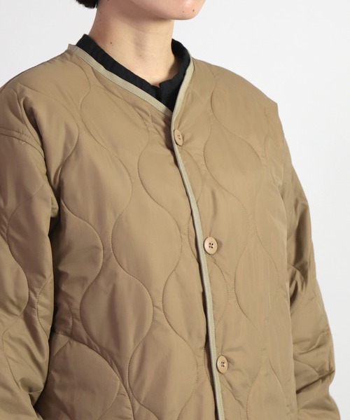 D.M.G.（ドミンゴ）の「[D.M.G / ディーエムジー] ナイロンリップキルト ライナーコート（ダウンジャケット/コート・レディース・ベージュ/オリーブ・FREE）」の19枚目の写真