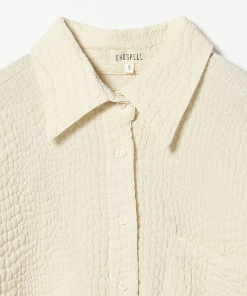 Ray BEAMS（レイビームス）の「GHOSPELL / Crew Reptile Shirt（シャツ/ブラウス・レディース・ナチュラル・SMALL）」の3枚目の写真