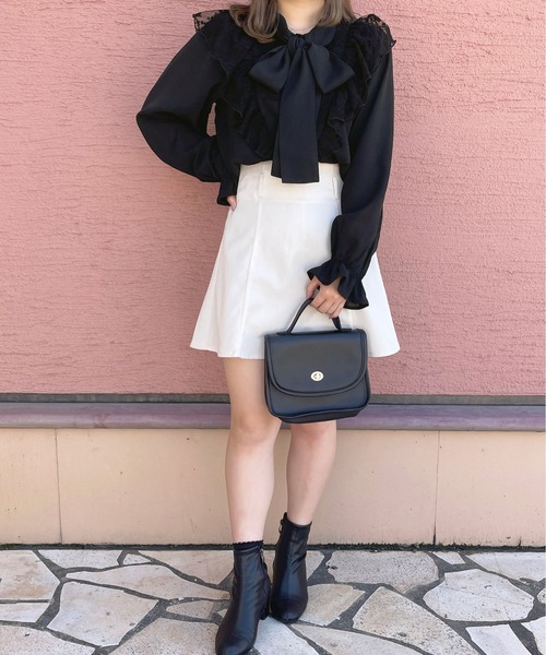 apres jour（アプレジュール）の「レース×ボウタイブラウス【ZOZOTOWN限定アイテム】（シャツ/ブラウス・レディース・アイボリー/オフホワイト/ブラック・X-LARGE/フリー）」の6枚目の写真