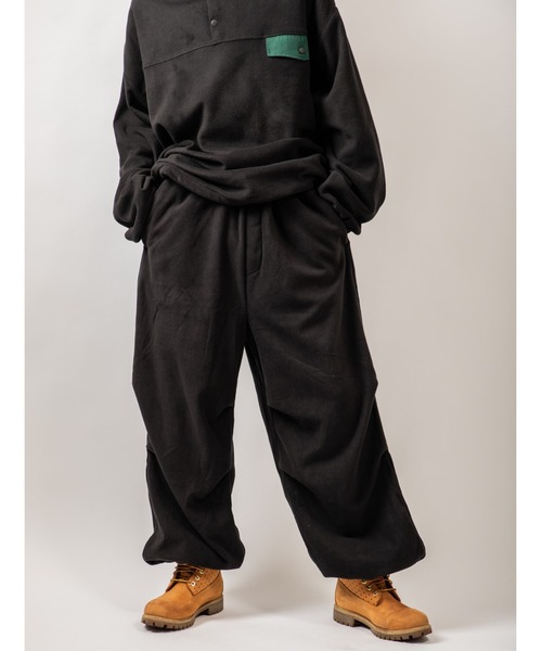 Beno(ビーノ)の「カラーマイクロフリース ワイドバルーン ドローコード パンツ(スウェットパンツ・メンズ・ブラック/ブルー/ホワイト/オレンジ/パープル/グリーン・L/M)」の21枚目の写真