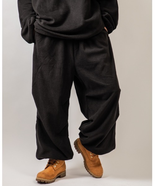 Beno(ビーノ)の「カラーマイクロフリース ワイドバルーン ドローコード パンツ(スウェットパンツ・メンズ・ブラック/ブルー/ホワイト/オレンジ/パープル/グリーン・L/M)」の22枚目の写真