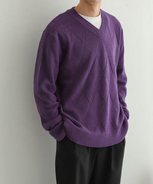 SENSE OF PLACE by URBAN RESEARCH(センスオブプレイスバイアーバンリサーチ)の「ダイヤガラVネックセーター(ニット/セーター・メンズ・チャコールグレー/パープル/アイボリー・MEDIUM/LARGE)」の3枚目の写真