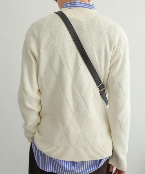 SENSE OF PLACE by URBAN RESEARCH(センスオブプレイスバイアーバンリサーチ)の「ダイヤガラVネックセーター(ニット/セーター・メンズ・チャコールグレー/パープル/アイボリー・MEDIUM/LARGE)」の9枚目の写真