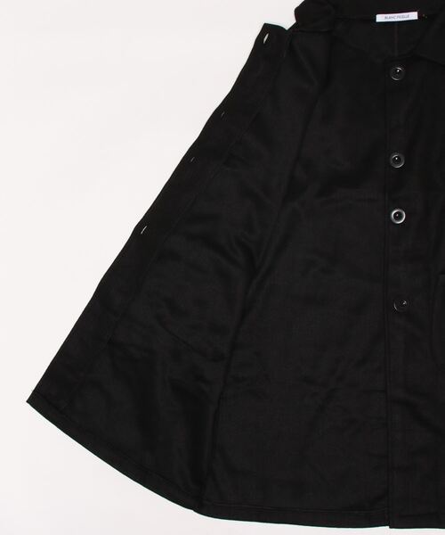 BLANC FICELLE（ブランフィセル）の「ラウンドネック ステンカラーコート（ステンカラーコート・レディース・グレー/ブラウン/ブラック・L/M）」の4枚目の写真