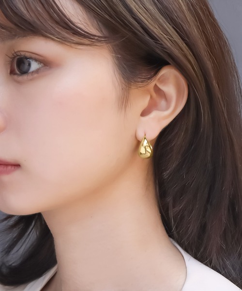 blackdia ocean(ブラックダイヤオーシャン)の「blackdia ocean ドロップフープピアス(ピアス(両耳用)・レディース・シルバー/ゴールド/ピンクゴールド・#7/#10/#13)」の3枚目の写真