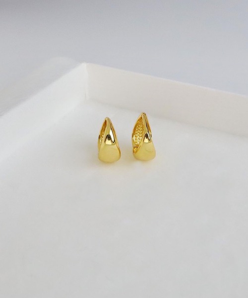 blackdia ocean(ブラックダイヤオーシャン)の「blackdia ocean ドロップフープピアス(ピアス(両耳用)・レディース・シルバー/ゴールド/ピンクゴールド・#7/#10/#13)」の7枚目の写真