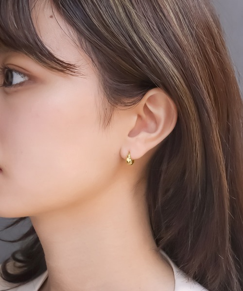 blackdia ocean(ブラックダイヤオーシャン)の「blackdia ocean ドロップフープピアス(ピアス(両耳用)・レディース・シルバー/ゴールド/ピンクゴールド・#7/#10/#13)」の16枚目の写真