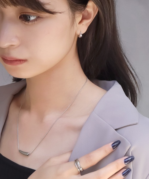 blackdia ocean(ブラックダイヤオーシャン)の「blackdia ocean ドロップフープピアス(ピアス(両耳用)・レディース・シルバー/ゴールド/ピンクゴールド・#7/#10/#13)」の15枚目の写真