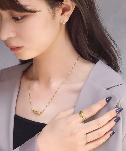 blackdia ocean(ブラックダイヤオーシャン)の「blackdia ocean ドロップフープピアス(ピアス(両耳用)・レディース・シルバー/ゴールド/ピンクゴールド・#7/#10/#13)」の19枚目の写真