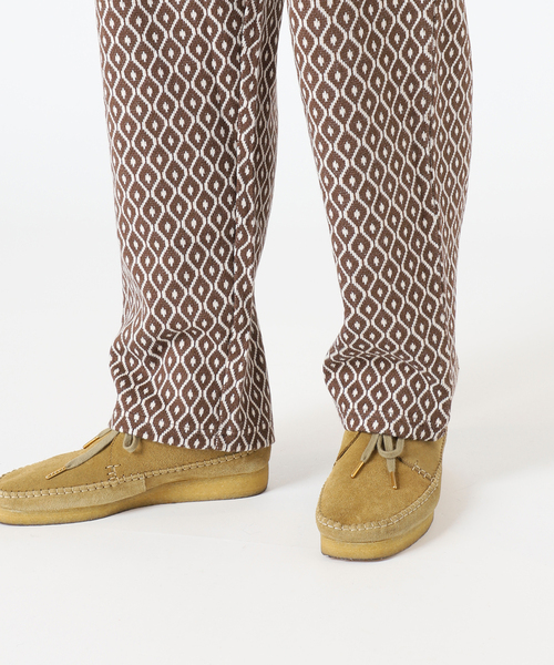 JOURNAL STANDARD relume（ジャーナルスタンダード　レリューム）の「ジャガードパターン 1タックイージーパンツ（スラックス・メンズ・ベージュ/ブラウン/キャメル・LARGE/MEDIUM）」の4枚目の写真