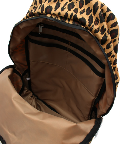 INDISPENSABLE (インディスペンサブル)の「WEGO/INDISPENSABLE デイパック DOUBLE O(バックパック/リュック・メンズ・ブラック/ブラック系その他/その他1/その他2・FREE)」の9枚目の写真