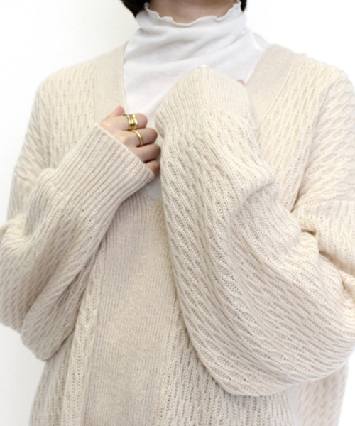 STYLEBLOCK（スタイルブロック）の「ハニカムニットVネックプルオーバー（ニット/セーター・レディース・ラベンダー/ブラック/アイボリー/ライトベージュ・M）」の7枚目の写真