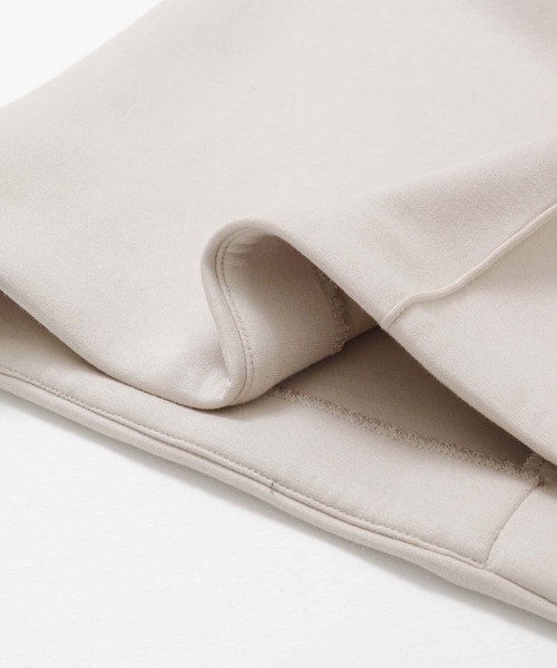 Torrazzo Donna(トラッゾドンナ)の「TORRAZZO DONNA ダンボールニット×ブラウスワンピース(ワンピース・レディース・ブラック/ライトベージュ・FREE)」の19枚目の写真