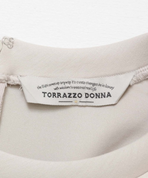Torrazzo Donna(トラッゾドンナ)の「TORRAZZO DONNA ダンボールニット×ブラウスワンピース(ワンピース・レディース・ブラック/ライトベージュ・FREE)」の20枚目の写真