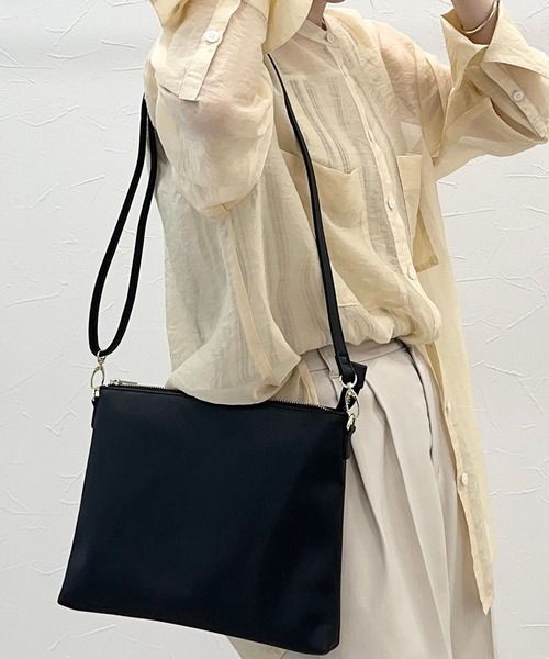 LEPSIM(レプシィム)の「テープベルトショルダーバッグ 177851(ショルダーバッグ・レディース・ベージュ/アイボリー/ブラック・ONE SIZE)」の20枚目の写真