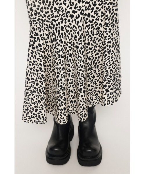 SLY（スライ）の「ASYMMETRIC MERMAID SK アシンメトリー マーメイドスカート（スカート・レディース・ブラック/マルチ・1/0/2）」の16枚目の写真