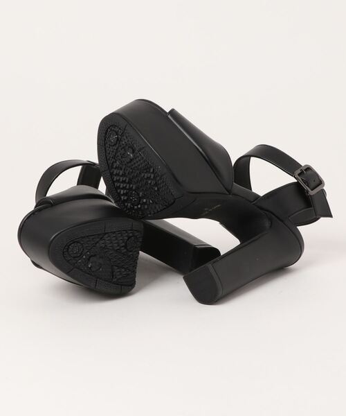 Mafmof(マフモフ)の「Mafmof(マフモフ)チャンキーヒールアンクルベルトストラップサンダル(サンダル・レディース・グレー/ブラック/ホワイト系その他・LL/L/M/S)」の5枚目の写真