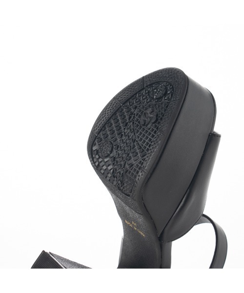 Mafmof(マフモフ)の「Mafmof(マフモフ)チャンキーヒールアンクルベルトストラップサンダル(サンダル・レディース・グレー/ブラック/ホワイト系その他・LL/L/M/S)」の22枚目の写真