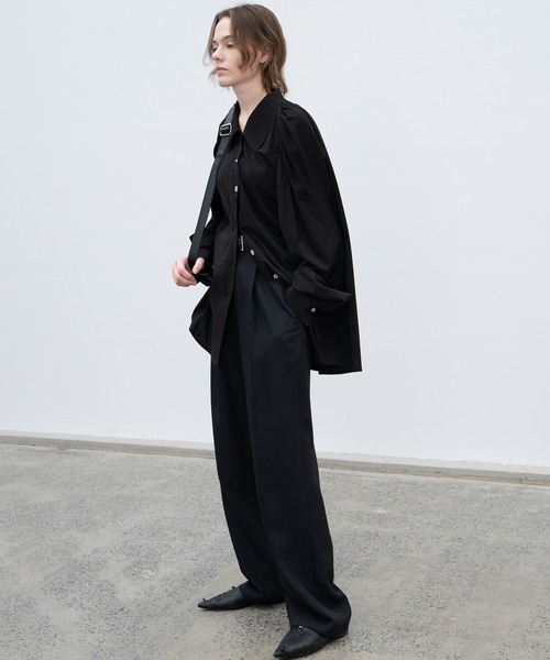 EKCOOKIES（イーケークッキーズ）の「【 EKCOOKIES 】ギャザータックショルダーボリュームスリーブオーバーシルエットシャツ（シャツ/ブラウス・レディース・オフホワイト/ブラック・L/S/M）」の22枚目の写真