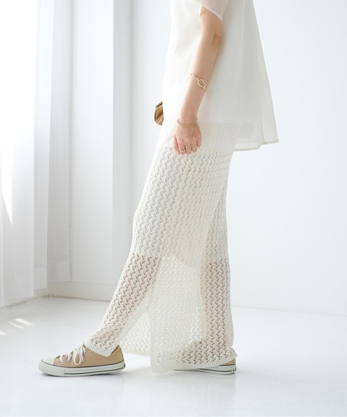 Meli rich（メリーリッチ）の「メッシュニットスカート（スカート・レディース・オフホワイト/ブルーグリーン/ブラウン/ネイビー・MEDIUM）」の2枚目の写真