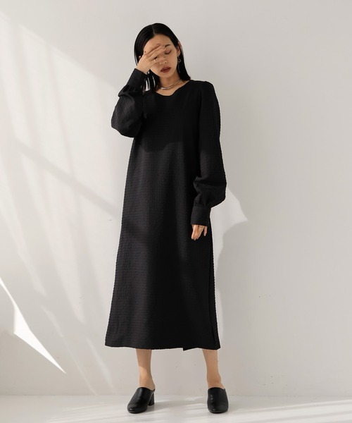 hellam（へラム）の「バックオープンワンピース（ワンピース・レディース・オフホワイト/ブラック・FREE）」の7枚目の写真